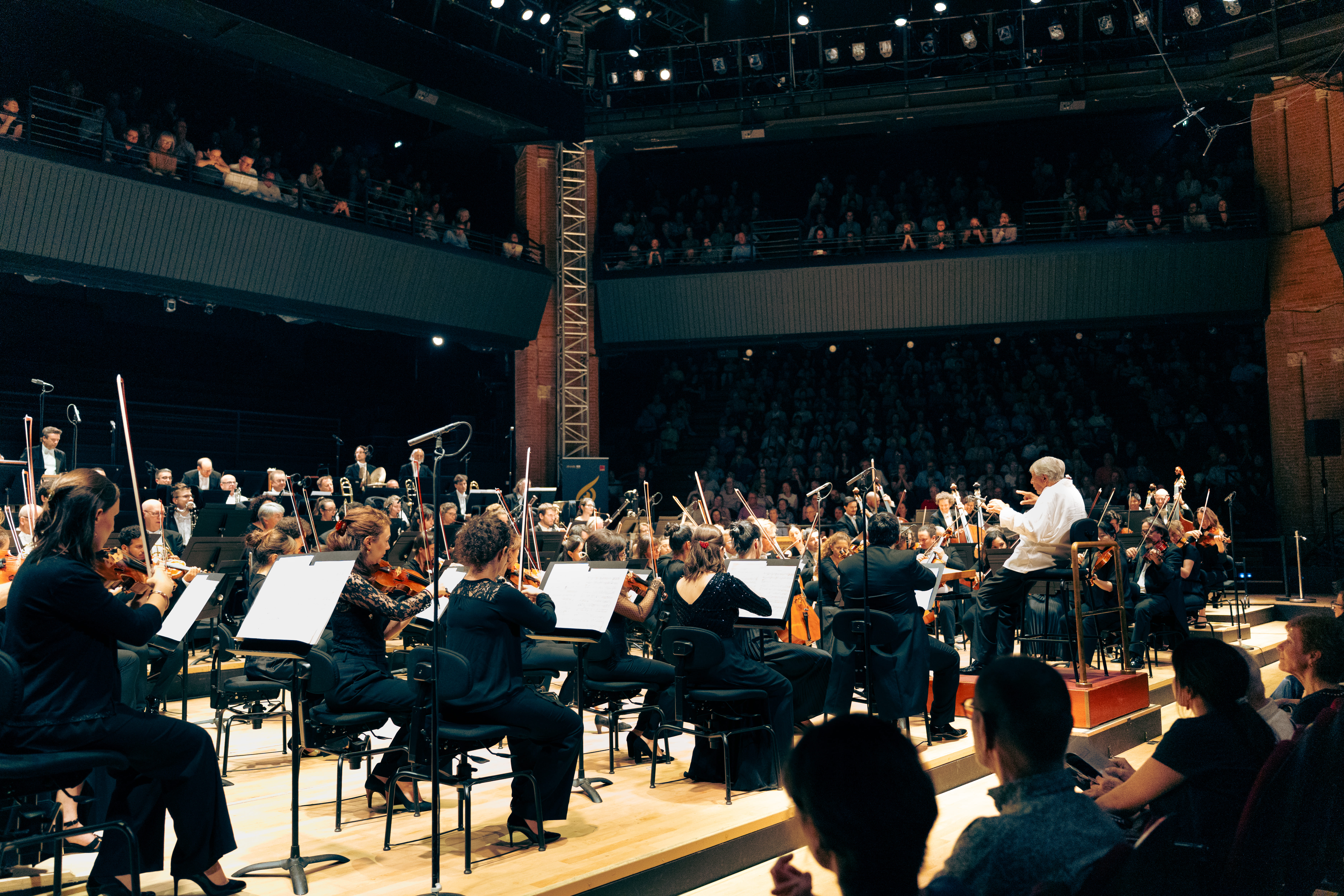 Michel Plasson dirige l'Orchestre national du Capitole